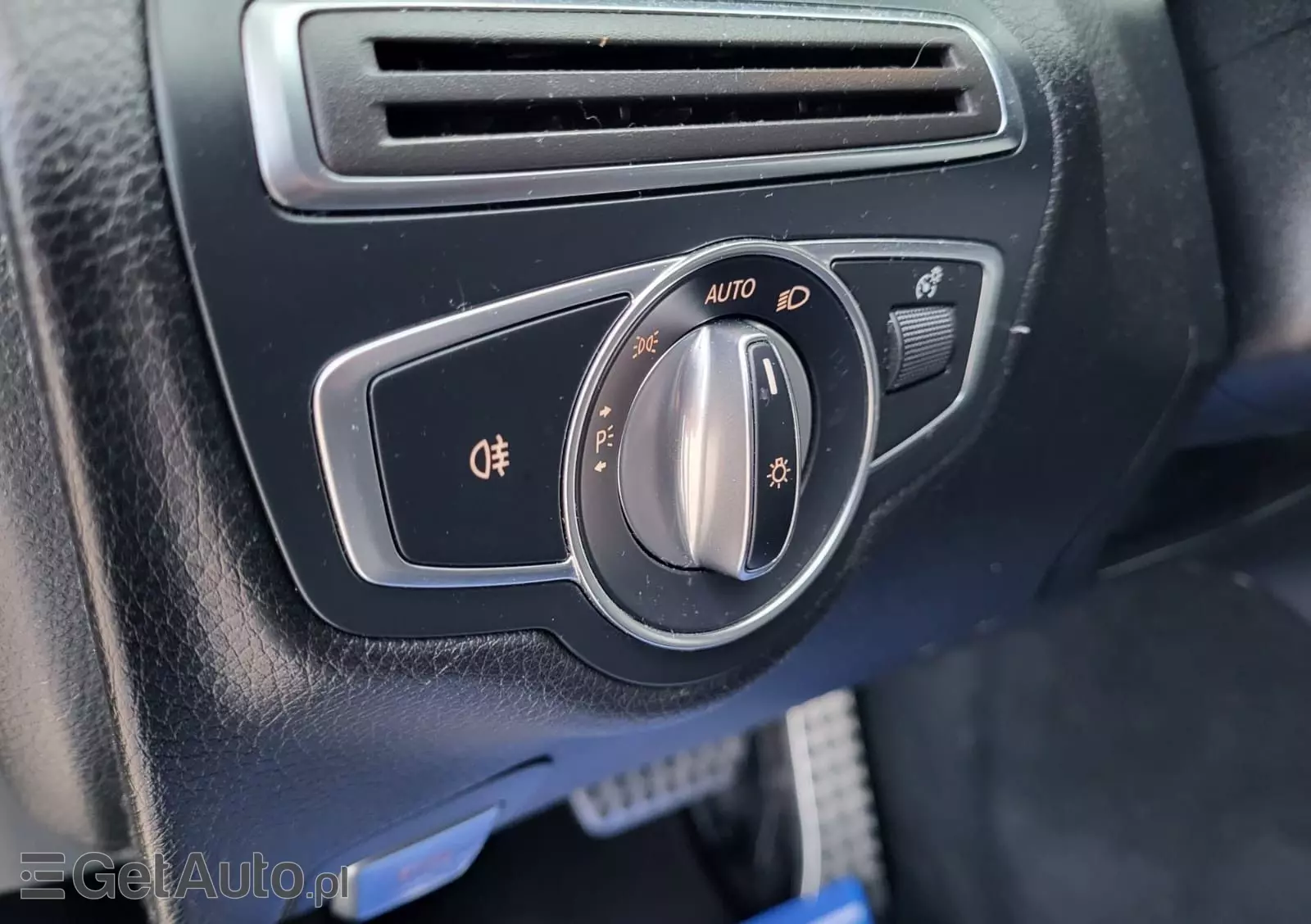 MERCEDES-BENZ Klasa C 180 d 9G-TRONIC