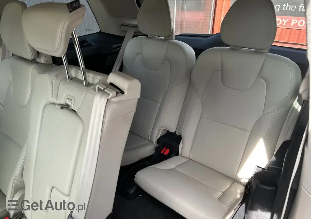 VOLVO XC 90 B5 D AWD Plus Dark 7os