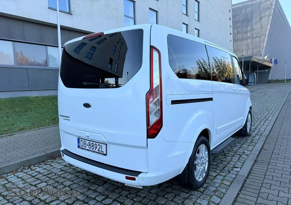 FORD Tourneo Custom 2.0 EcoBlue L1 Titanium