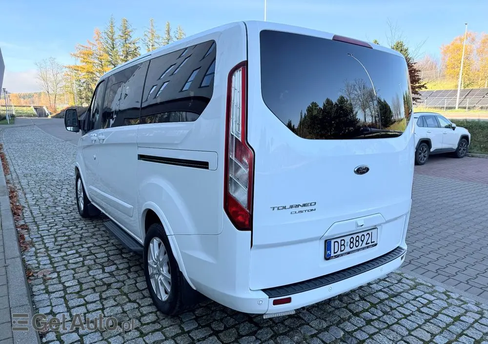 FORD Tourneo Custom 2.0 EcoBlue L1 Titanium