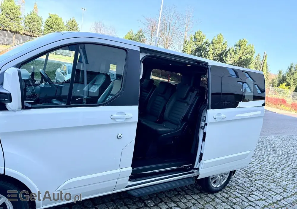 FORD Tourneo Custom 2.0 EcoBlue L1 Titanium