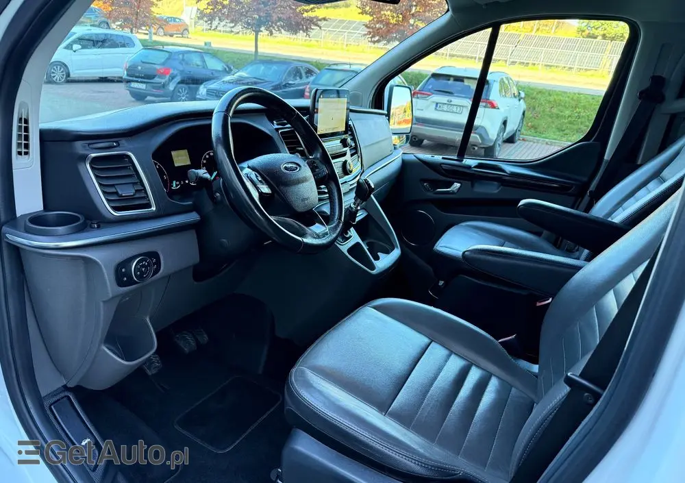 FORD Tourneo Custom 2.0 EcoBlue L1 Titanium