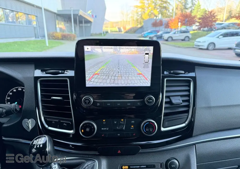 FORD Tourneo Custom 2.0 EcoBlue L1 Titanium