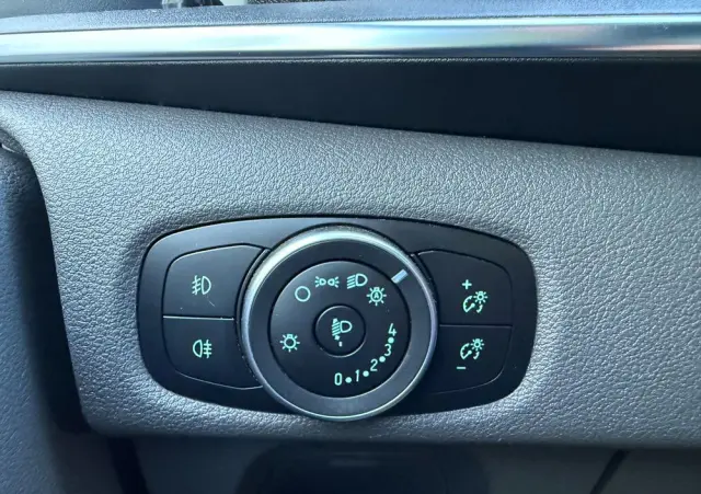 FORD Tourneo Custom 2.0 EcoBlue L1 Titanium