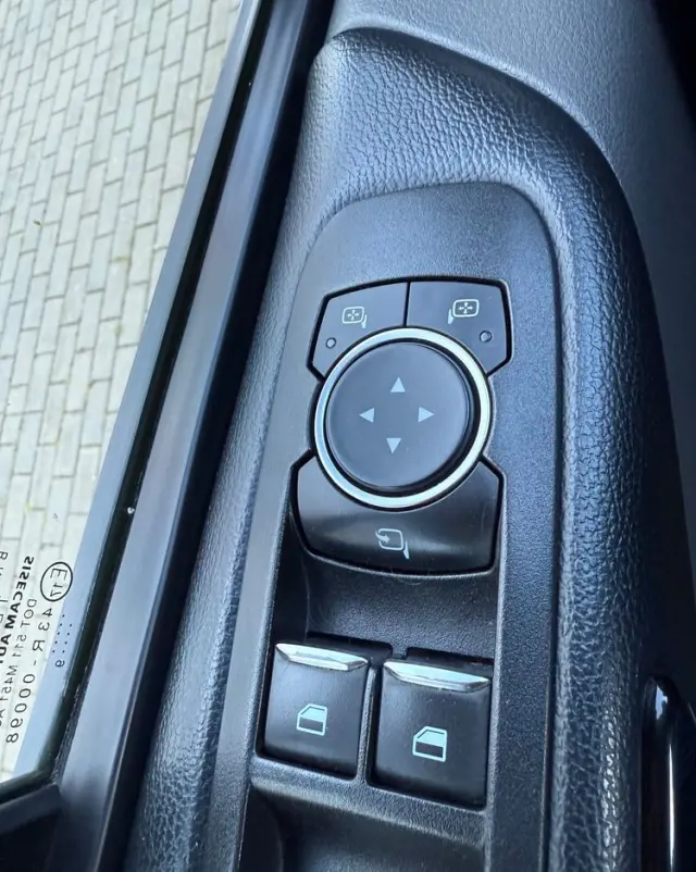 FORD Tourneo Custom 2.0 EcoBlue L1 Titanium