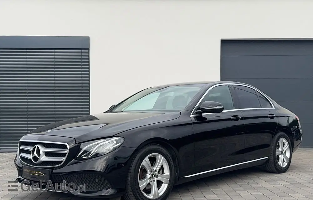 MERCEDES-BENZ Klasa E 220 d Business Edition 9G-TRONIC