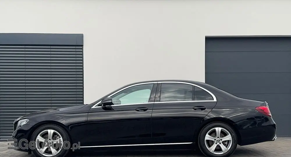 MERCEDES-BENZ Klasa E 220 d Business Edition 9G-TRONIC