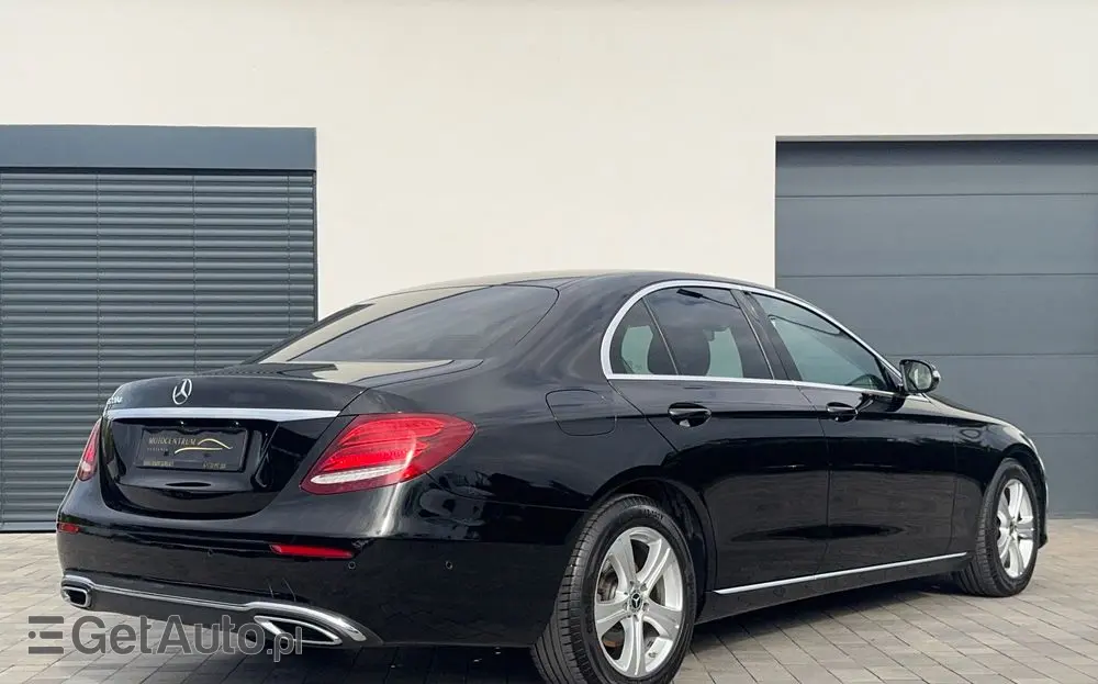 MERCEDES-BENZ Klasa E 220 d Business Edition 9G-TRONIC