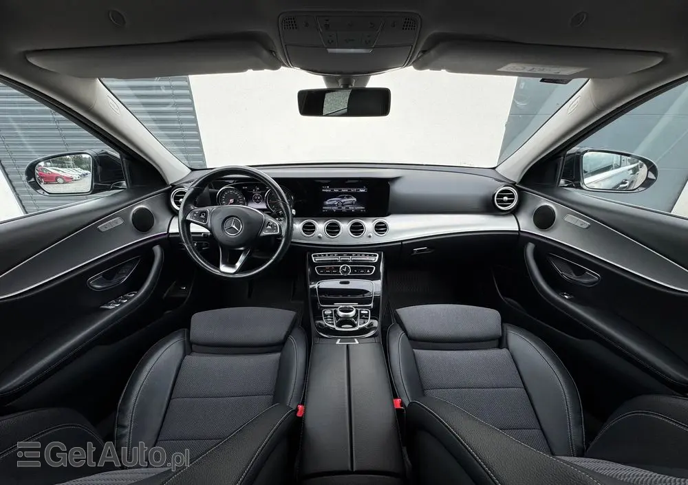MERCEDES-BENZ Klasa E 220 d Business Edition 9G-TRONIC