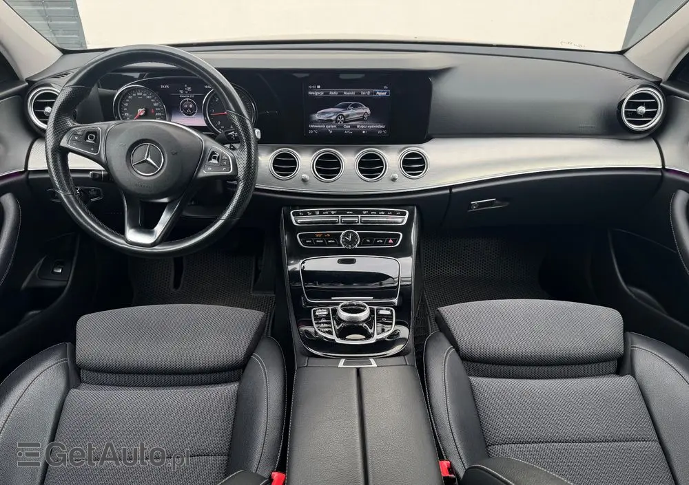 MERCEDES-BENZ Klasa E 220 d Business Edition 9G-TRONIC