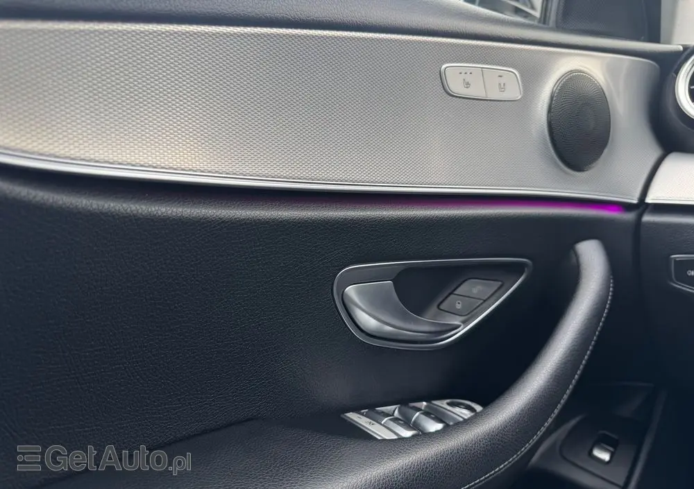 MERCEDES-BENZ Klasa E 220 d Business Edition 9G-TRONIC