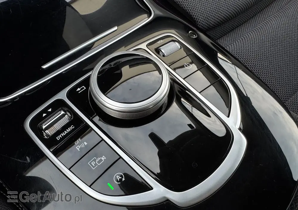 MERCEDES-BENZ Klasa E 220 d Business Edition 9G-TRONIC