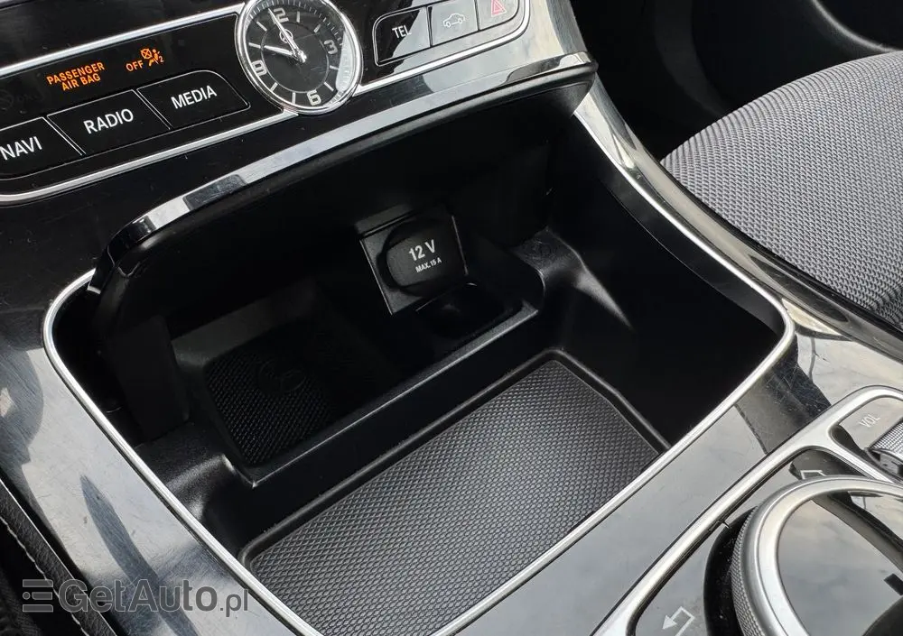MERCEDES-BENZ Klasa E 220 d Business Edition 9G-TRONIC