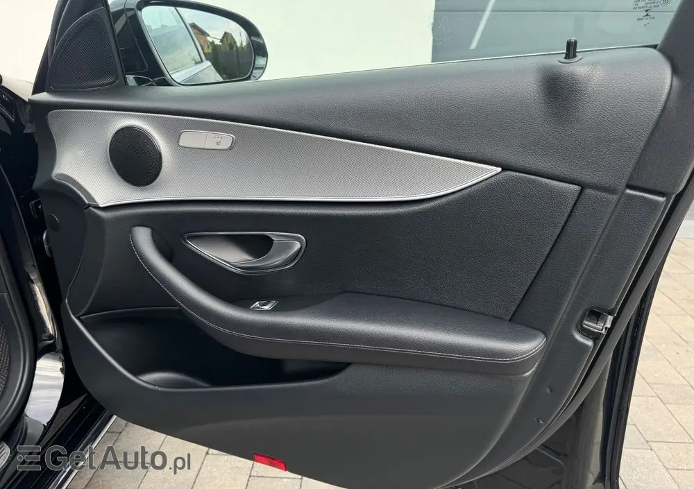 MERCEDES-BENZ Klasa E 220 d Business Edition 9G-TRONIC