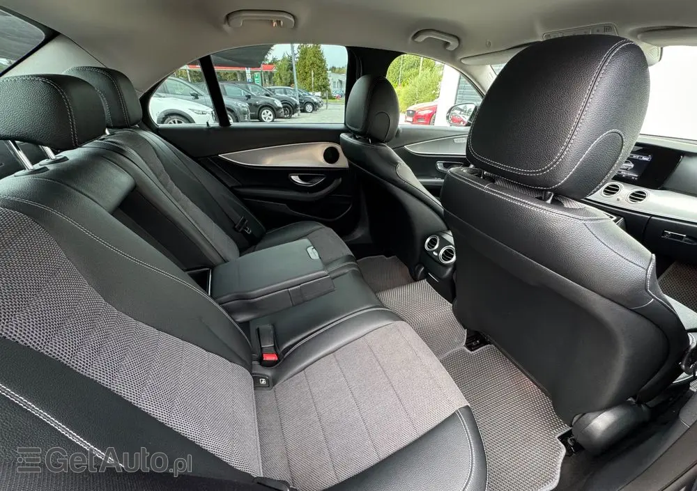 MERCEDES-BENZ Klasa E 220 d Business Edition 9G-TRONIC