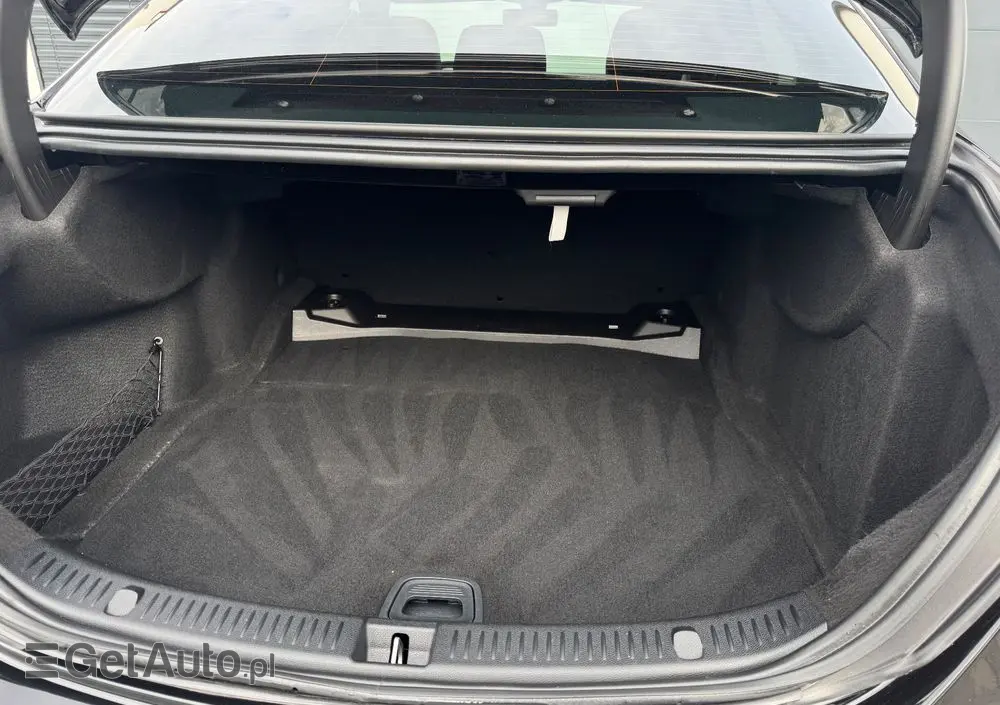 MERCEDES-BENZ Klasa E 220 d Business Edition 9G-TRONIC