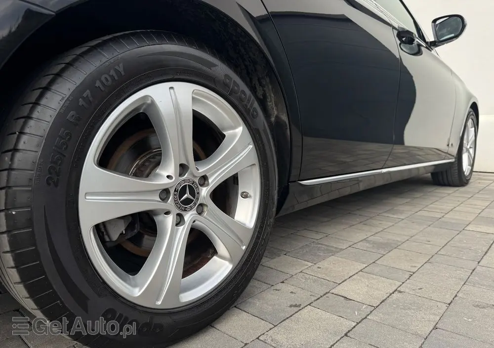 MERCEDES-BENZ Klasa E 220 d Business Edition 9G-TRONIC