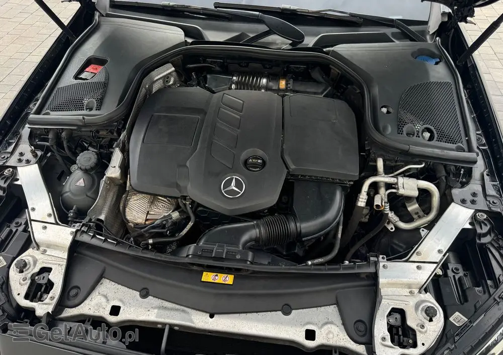 MERCEDES-BENZ Klasa E 220 d Business Edition 9G-TRONIC