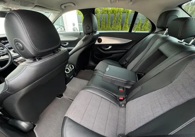 MERCEDES-BENZ Klasa E 220 d Business Edition 9G-TRONIC