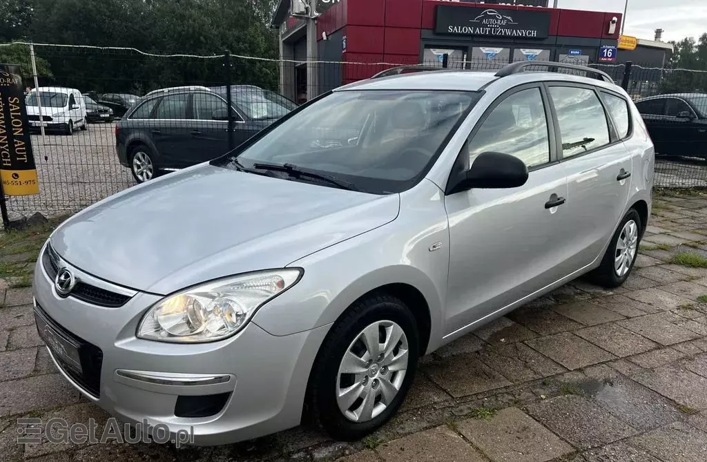 HYUNDAI I30 1.6 (126 KM)