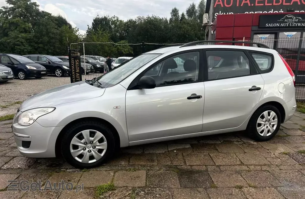 HYUNDAI I30 1.6 (126 KM)