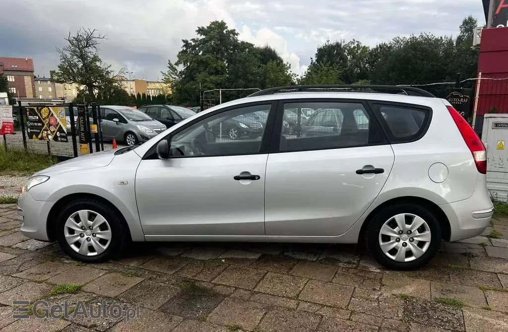 HYUNDAI I30 1.6 (126 KM)