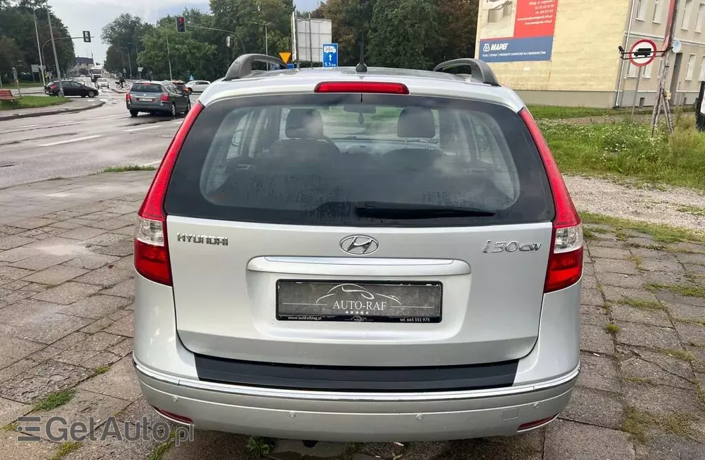 HYUNDAI I30 1.6 (126 KM)