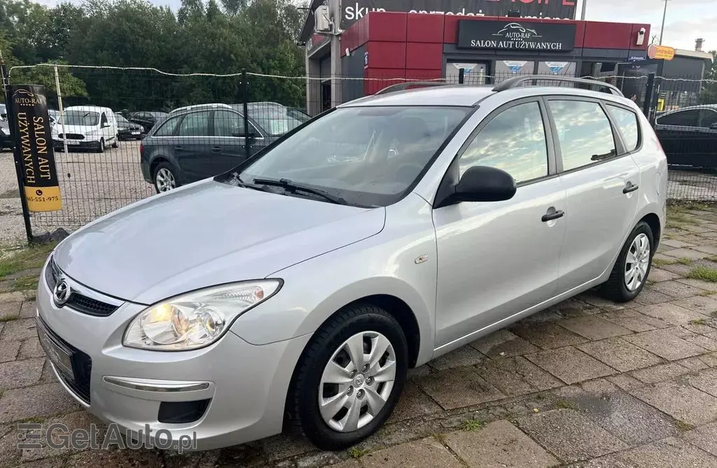 HYUNDAI I30 1.6 (126 KM)