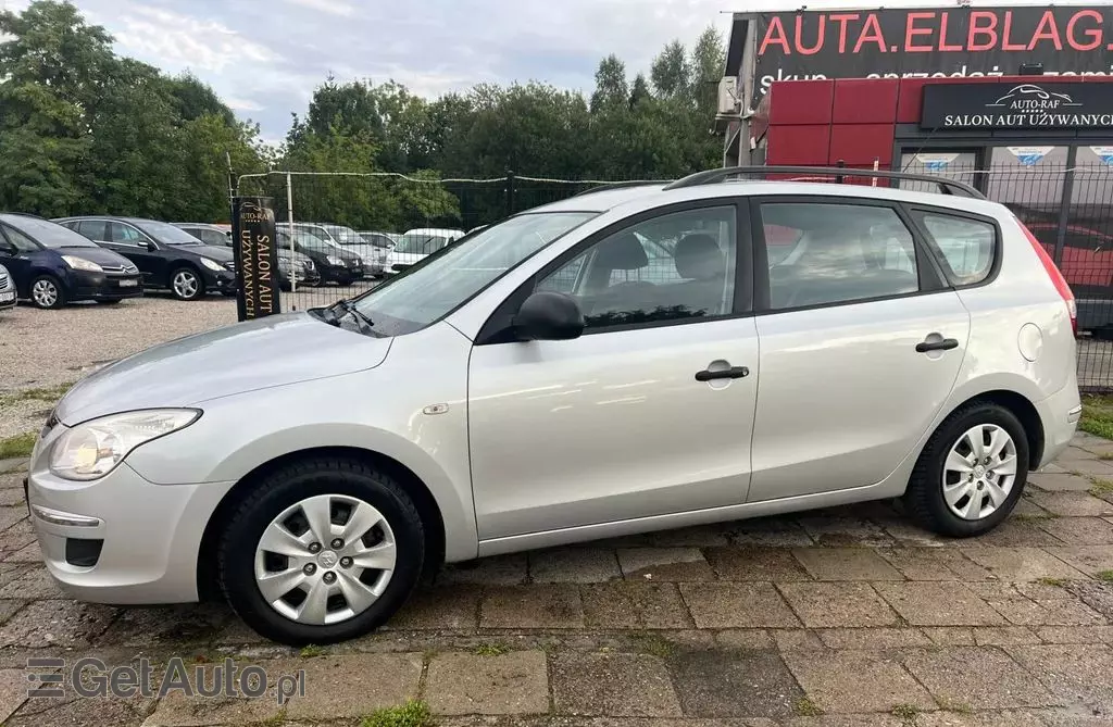 HYUNDAI I30 1.6 (126 KM)