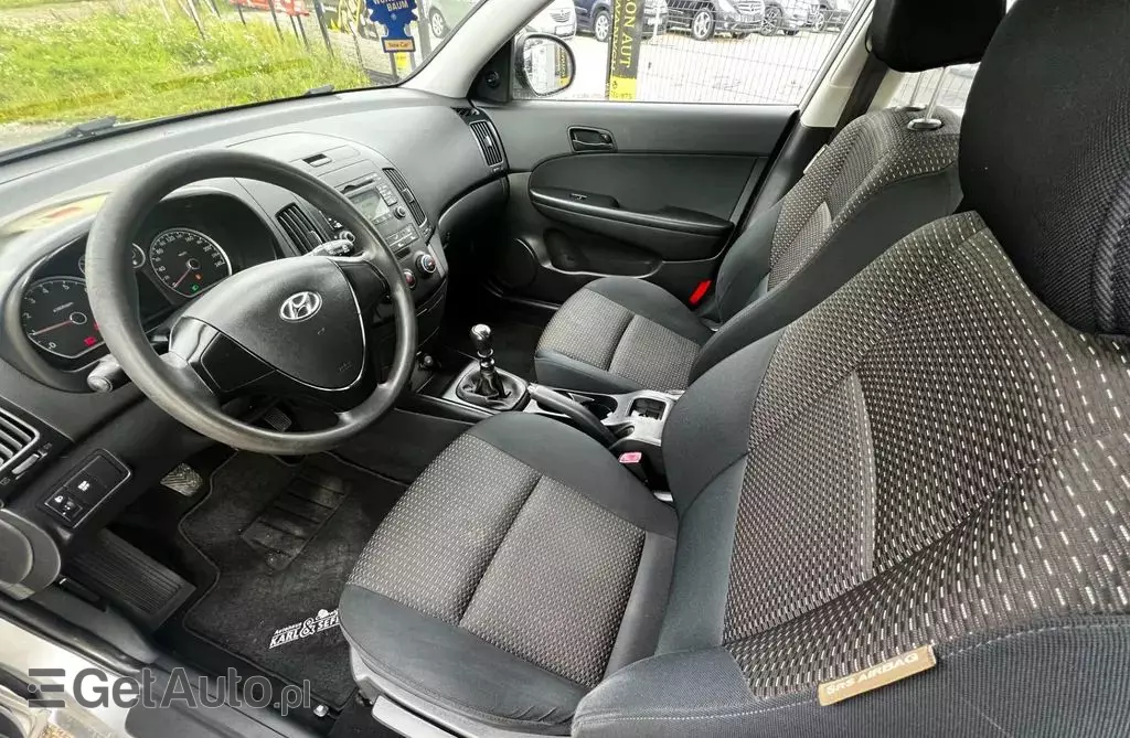 HYUNDAI I30 1.6 (126 KM)