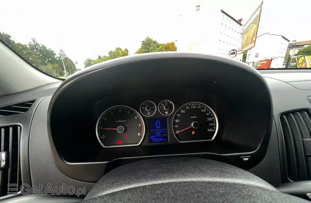 HYUNDAI I30 1.6 (126 KM)