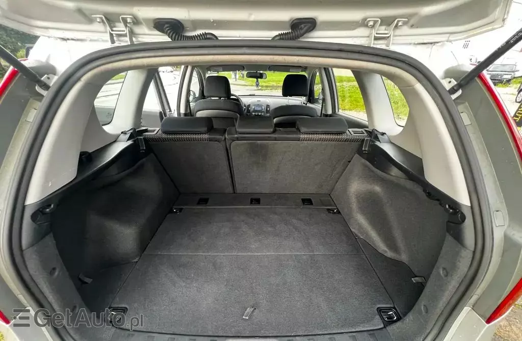 HYUNDAI I30 1.6 (126 KM)