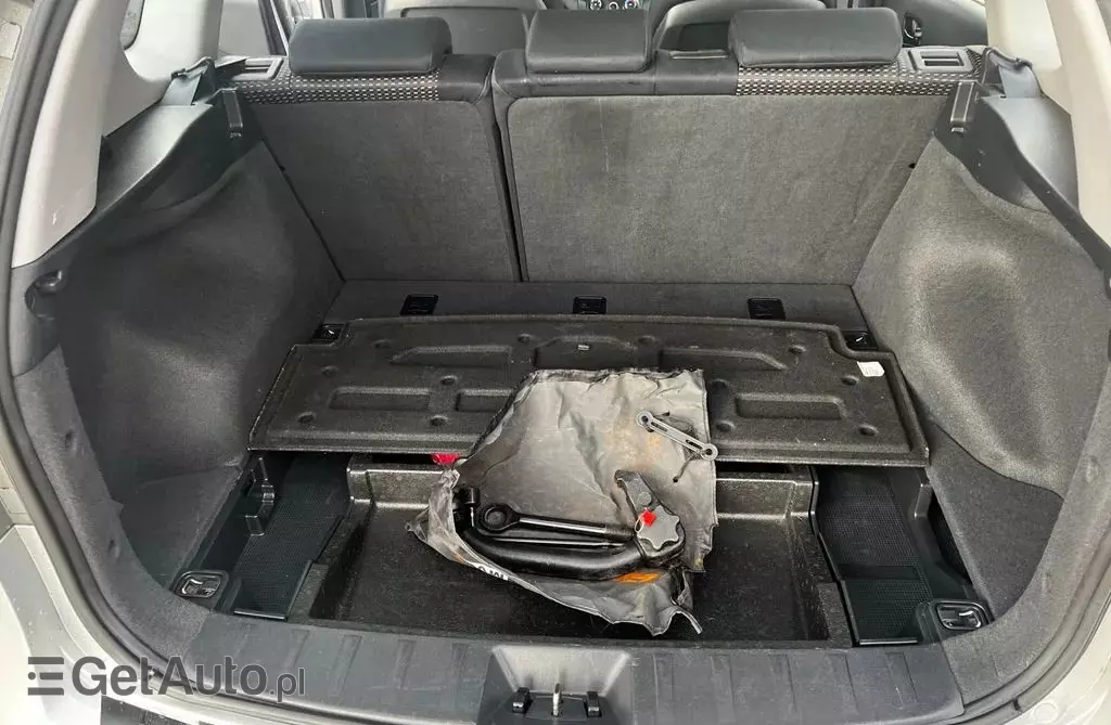 HYUNDAI I30 1.6 (126 KM)