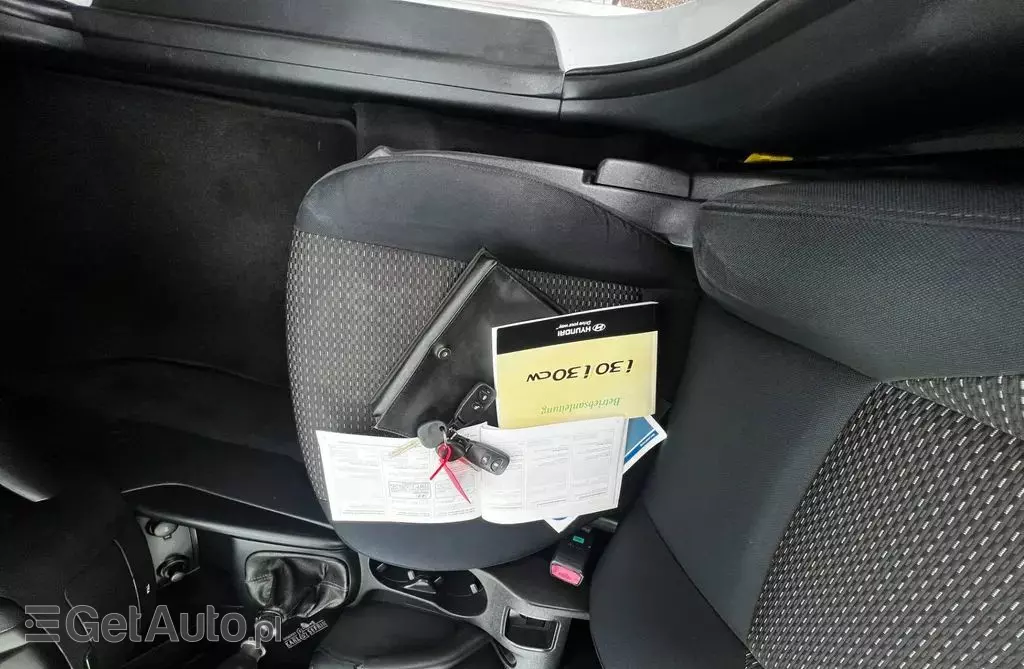 HYUNDAI I30 1.6 (126 KM)