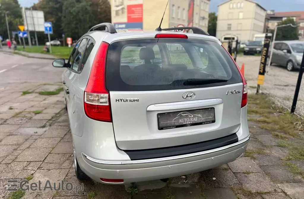 HYUNDAI I30 1.6 (126 KM)