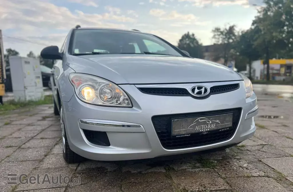 HYUNDAI I30 1.6 (126 KM)