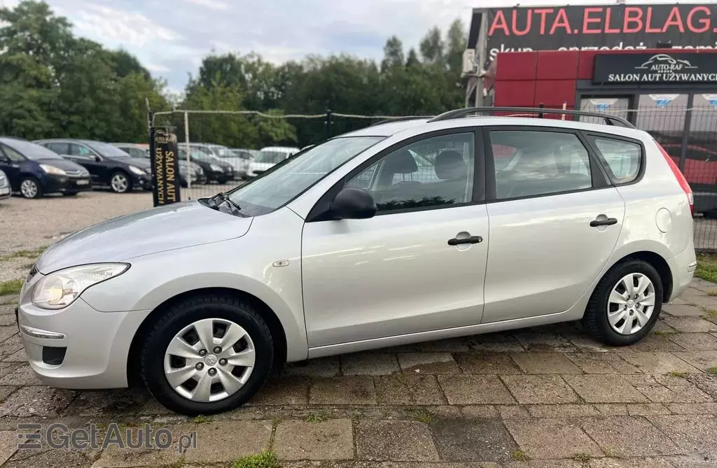 HYUNDAI I30 1.6 (126 KM)