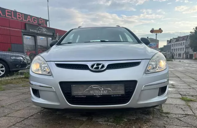 HYUNDAI I30 1.6 (126 KM)