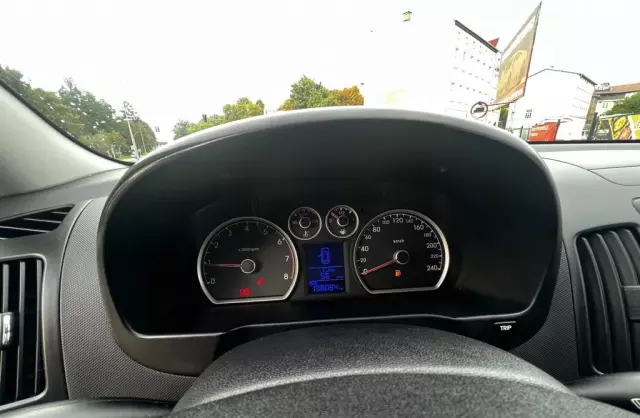 HYUNDAI I30 1.6 (126 KM)