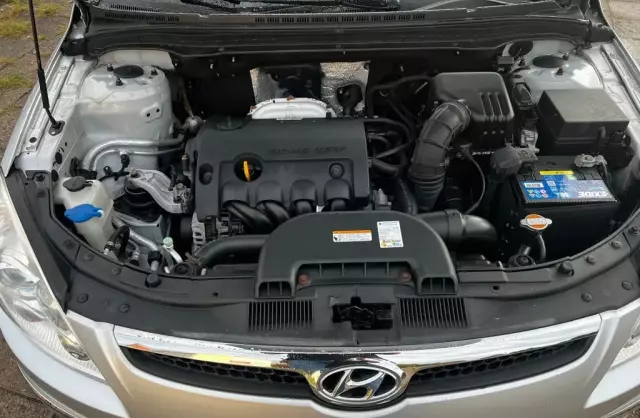 HYUNDAI I30 1.6 (126 KM)