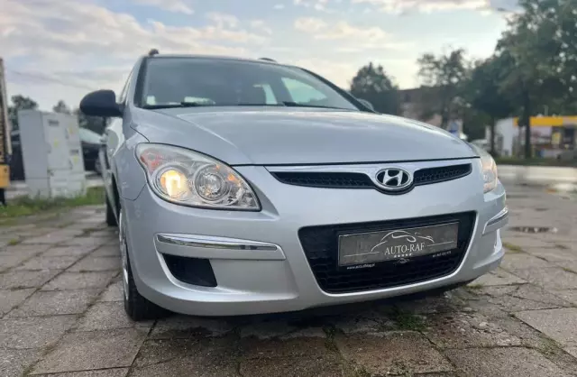 HYUNDAI I30 1.6 (126 KM)