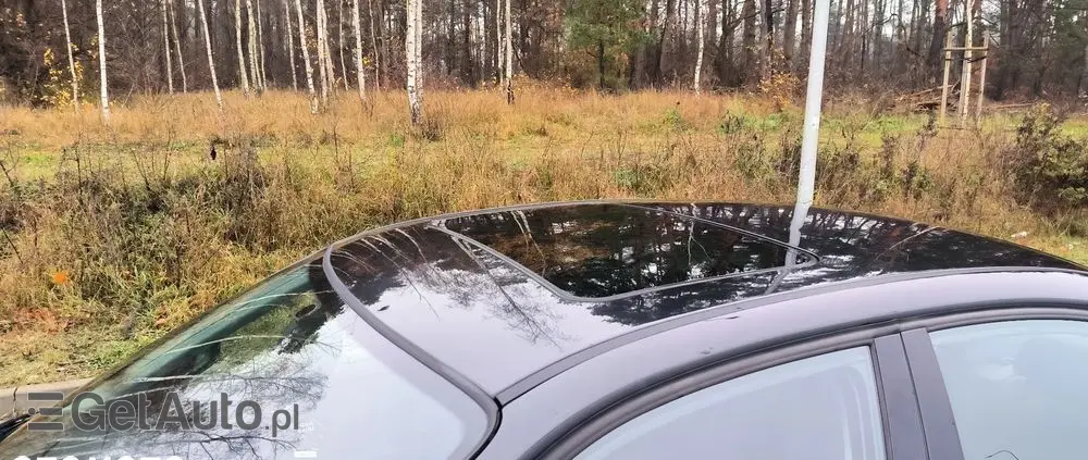 BMW Seria 3 318i Edition Exclusive