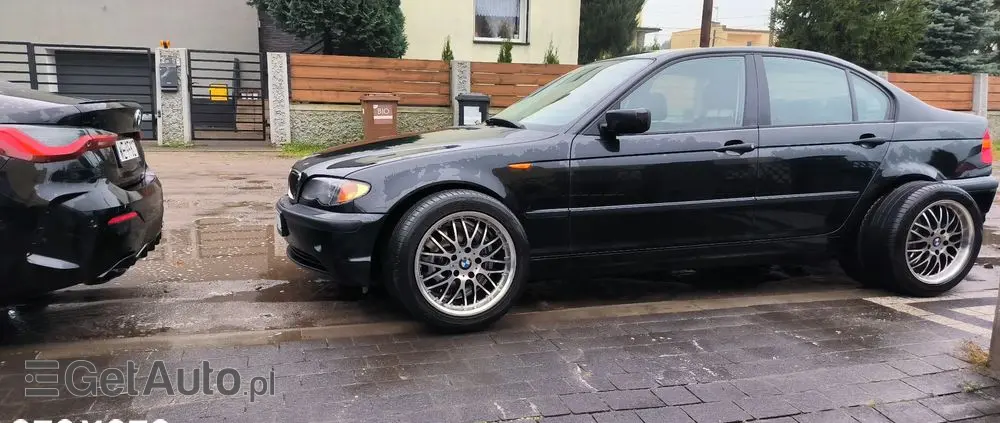 BMW Seria 3 318i Edition Exclusive