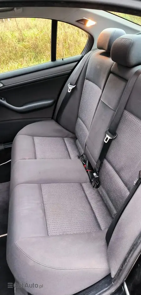 BMW Seria 3 318i Edition Exclusive