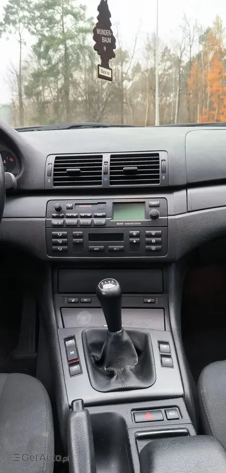 BMW Seria 3 318i Edition Exclusive