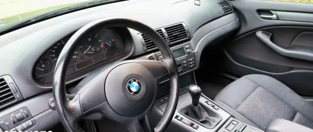 BMW Seria 3 318i Edition Exclusive