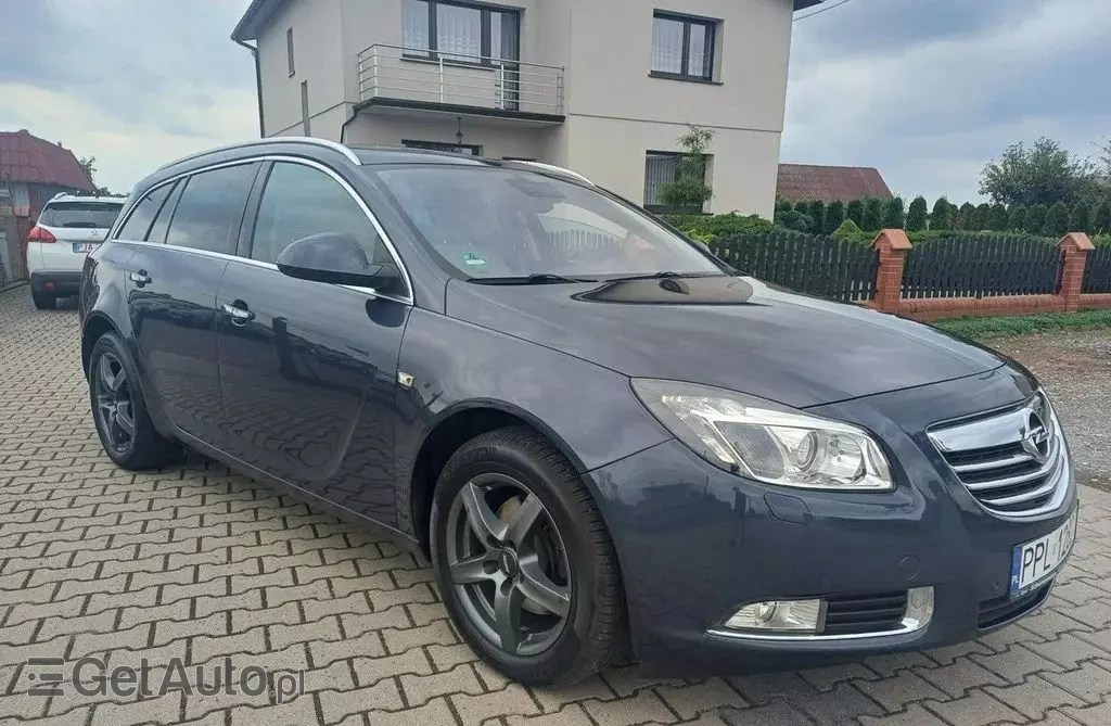OPEL Insignia 