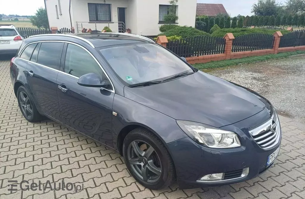 OPEL Insignia 