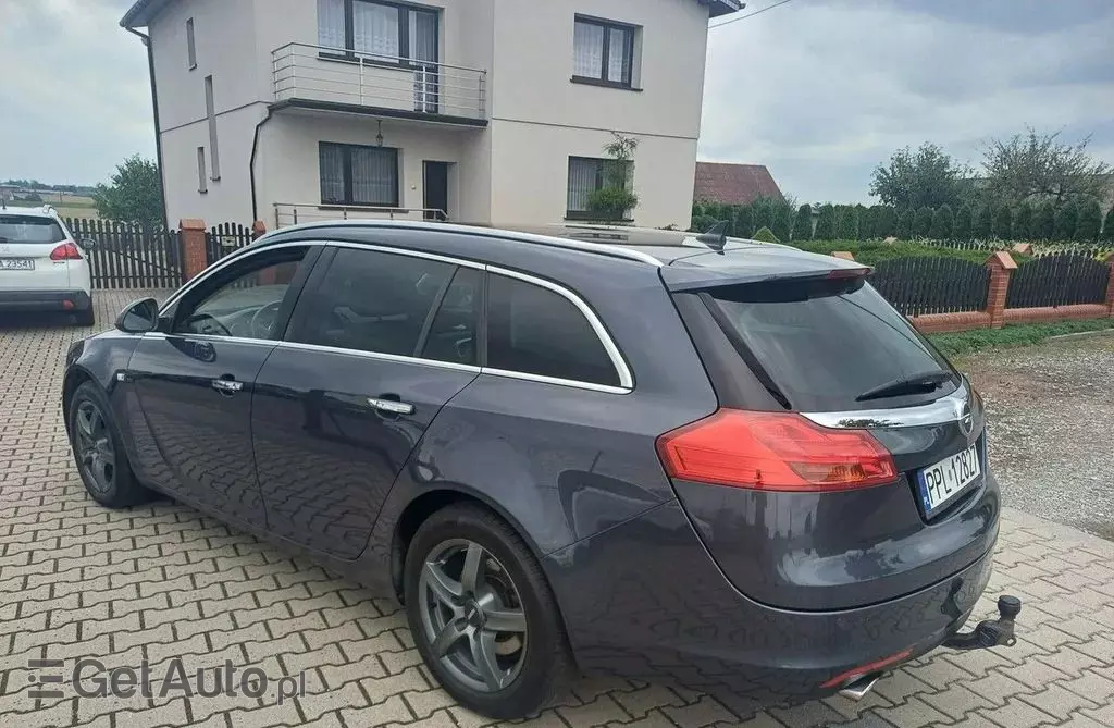 OPEL Insignia 