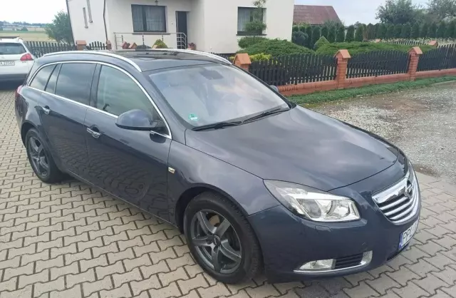 OPEL Insignia 